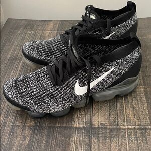 Nike Black and White Flyknit Vapormax Athletic Shoes